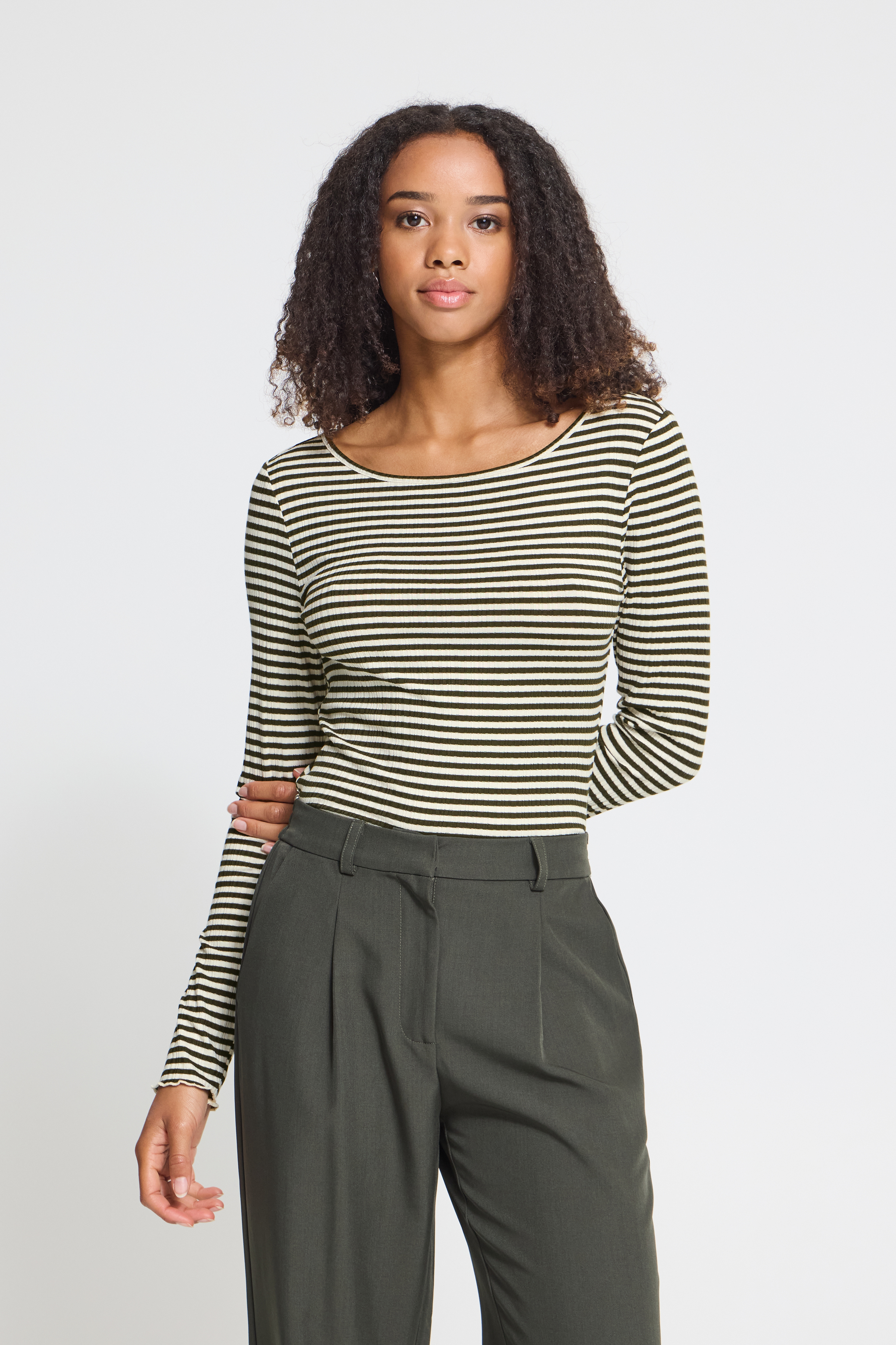 Cella Longsleeve