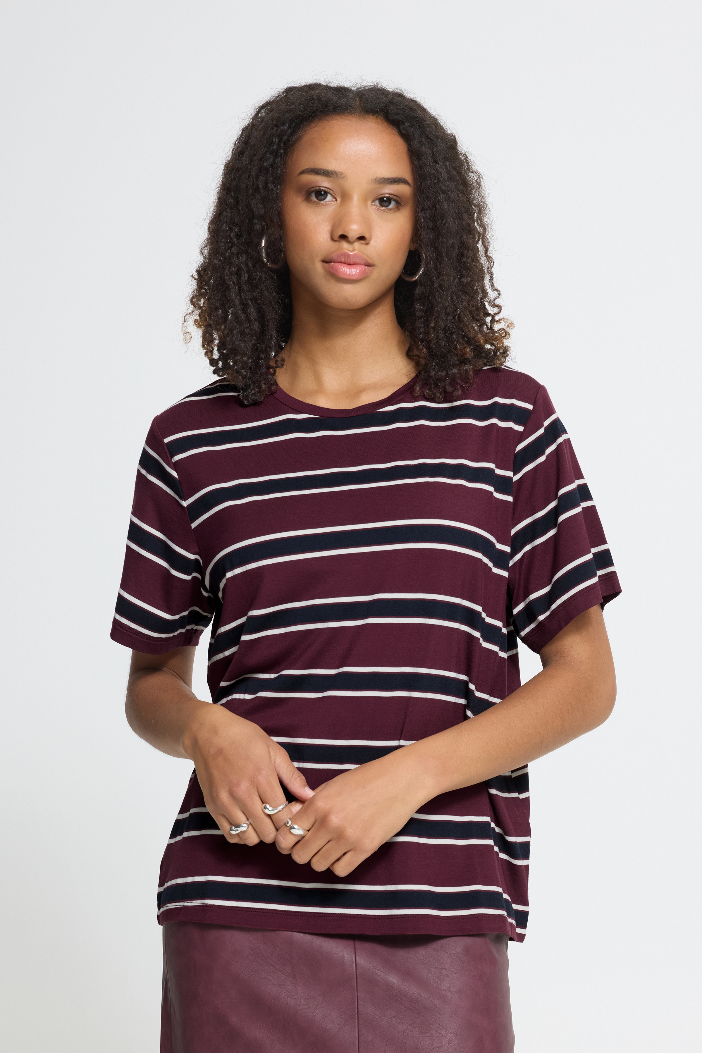 Rebetta Tee
